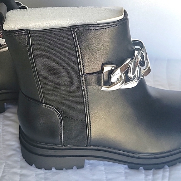 Womens Lug Sole Platform Ankle Boots Chelsea Slip On Chunky Block Heel Fall - Picture 9 of 12